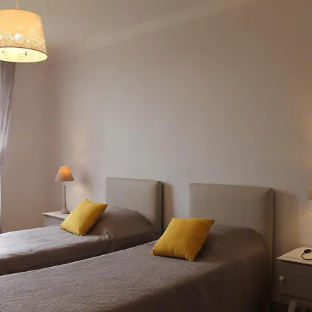 Chez Sylvie Et Michel à Côté De Sarlat